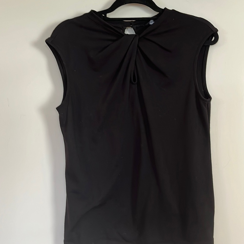 Ellen Tracy black sleeveless top size medium